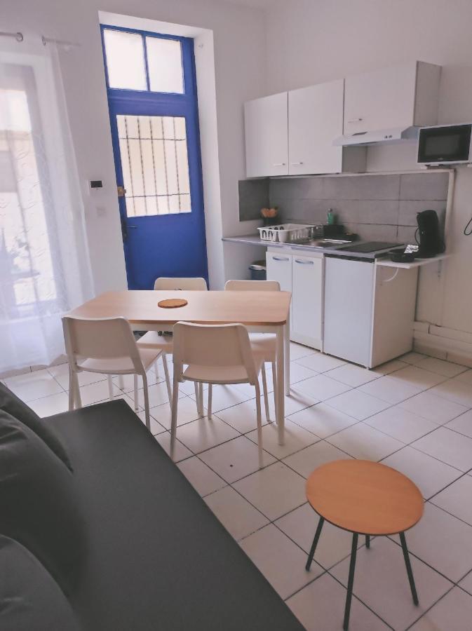 Appartement Cosy En Centre Centre-Ville . . . Nîmes Exterior photo